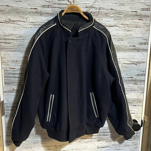 Vintage navy blue bomber jacket size large - Picture 3 of 9